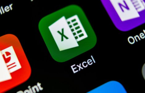 VIDEO Ilustrații create în Excel de un bătrân de 80 de ani