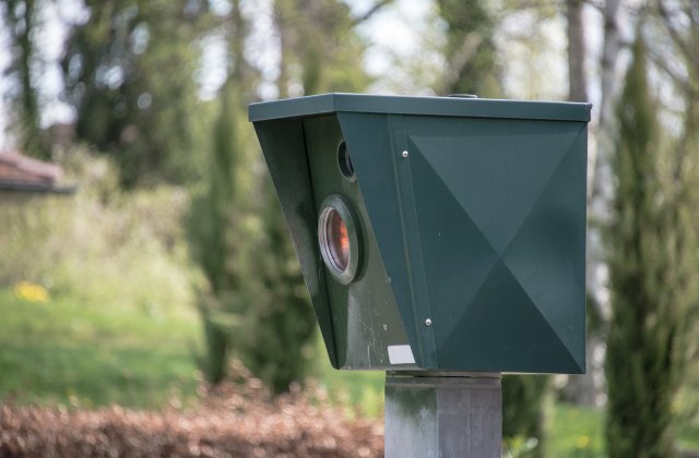O femeie a fost prinsă de radar cu... 703 km/h. Ce amendă a primit aceasta