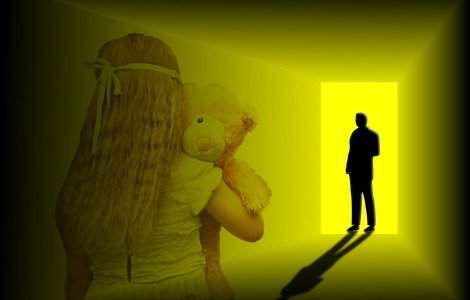 Oltean de 64 de ani, acuzat că a agresat sexual o fată de 10 ani