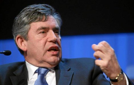 Marea Britanie, dispusa sa reduca numarul de submarine nucleare