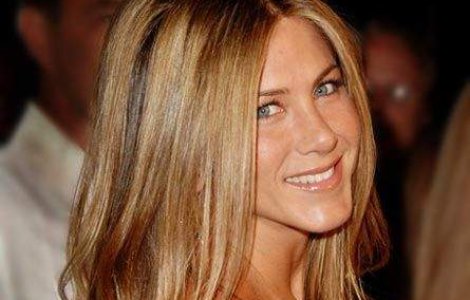 Jennifer Aniston vrea un copil