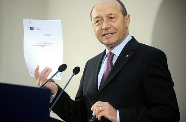 Traian Basescu a promulgat bugetul de stat pentru 2013