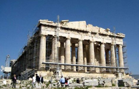 Turismul Greciei, afectat in 2012 de incertitudinile politice