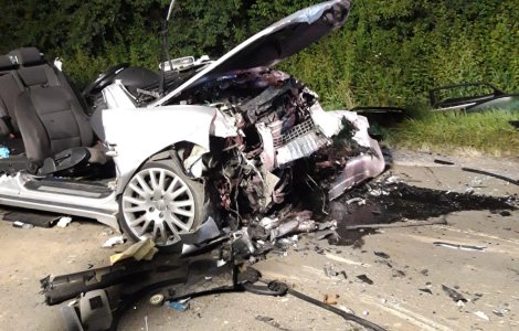 Ce mai rămâne dintr-o mașină cu volan pe dreapta după un accident