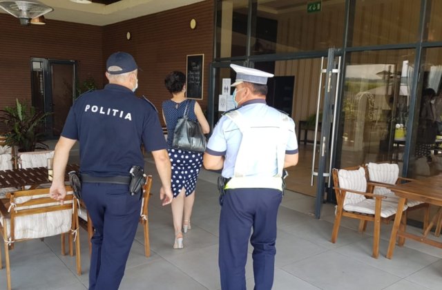 Jandarmii au întrerupt distracția de la terase: ”Ce e ăla, Covidu sau cum se numea, că l-am și uitat”