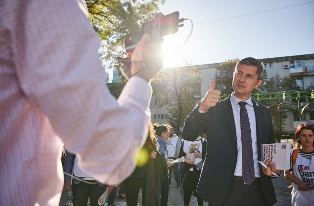 Barna, după ce a fost acuzat de Orban că a participat la protest: &bdquo;Am traversat Piața Victoriei spre casă pentru plăcerea unei plimbări&rdquo;