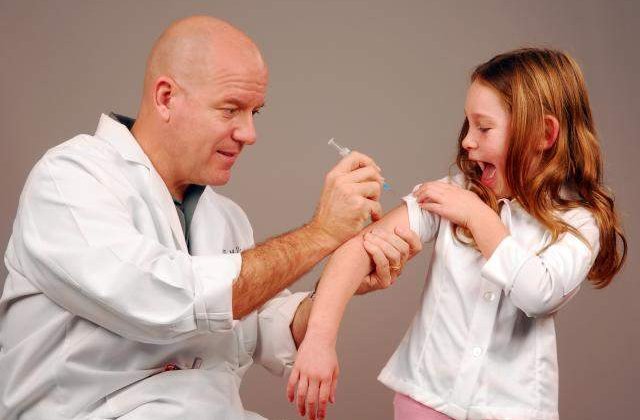 Vaccinarea copiilor contra gripei porcine, doar cu acordul parintilor