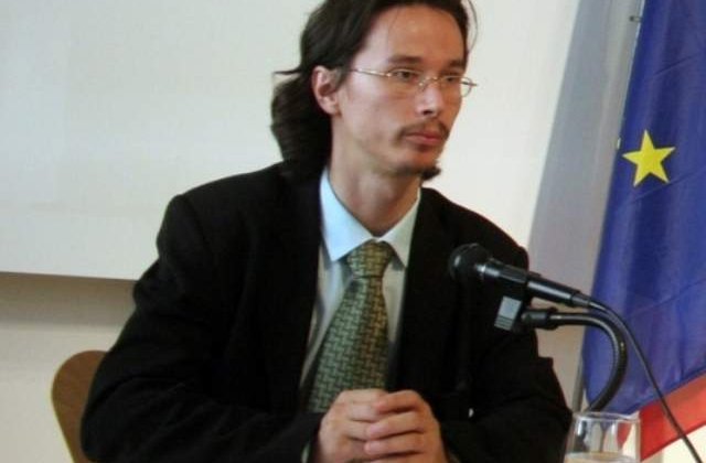 Danilet spune ca procedura revocarii lui din CSM a fost ilegala