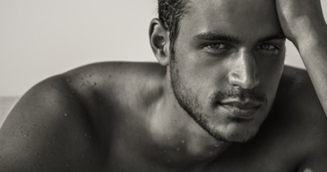 Greșeala majoră pe care o fac bărbații când folosesc aplicațiile de dating