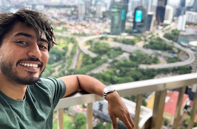 Directorul unor companii din domeniul HiTech a fost găsit tăiat în bucăți în apartamentul său