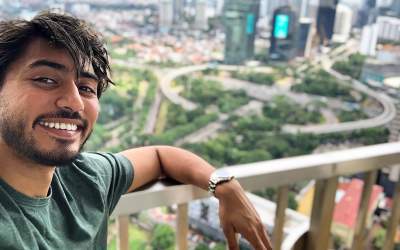 Directorul unor companii din...