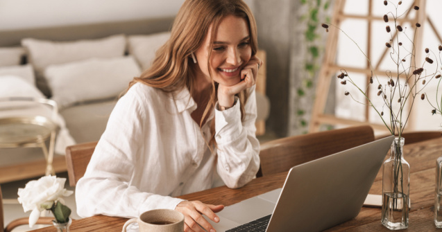 Cum să afișezi cea mai buna versiune a ta în timpul unei video conferințe