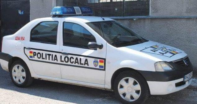 Polițist local, amendat cu 500 de lei pentru că a intrat fără mască în magazin