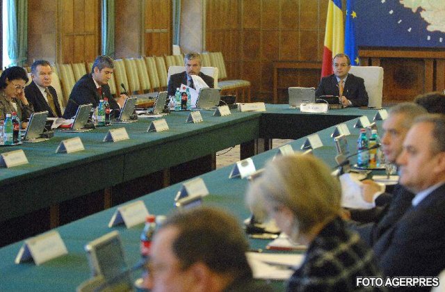 Geoana: Ne retragem de la guvernare daca Nica e revocat. Decizia e a lui Basescu