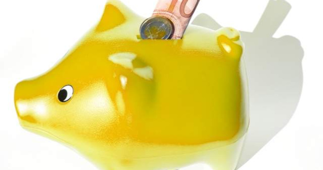 Gramatica ne face sa economisim mai putin si sa fumam mai mult