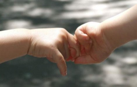 Copiii bulgari, cei mai expusi saraciei si excluziunii sociale in UE