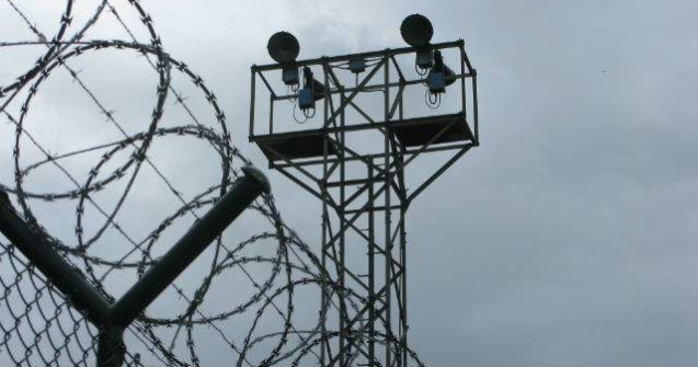 Agentia americana pentru Imigrare a eliberat sute de detinuti