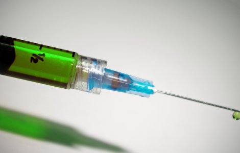 Miliardarii Rusiei primesc un vaccin experimental anti-Covid-19 încă din aprilie