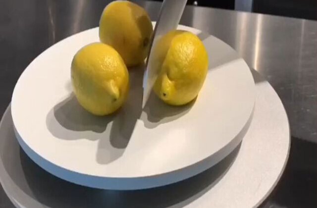VIDEO Uită-te de două ori! Aceste lămâi sunt, de fapt, prăjituri