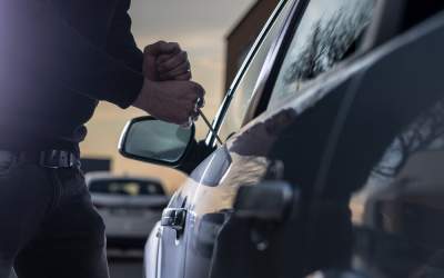 Doi tineri din Târgu-Jiu au...