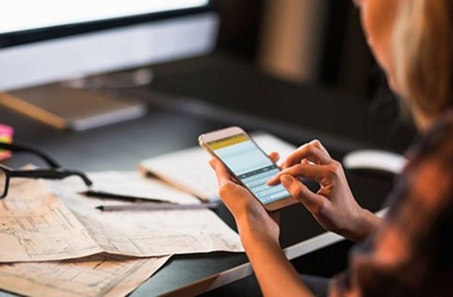 Canon uniFLOW Online: Creșteți productivitatea prin integrarea serviciilor de cloud