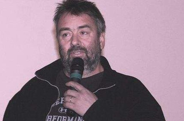 De ce nu-l apara Besson pe Roman Polanski?