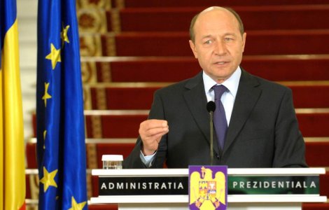Solutie pentru "Doi si un sfert": Basescu propune un ministru "independent" sau "din opozitie"