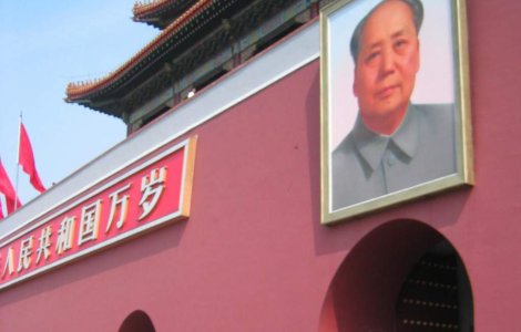 Cel mai populat stat din lume sarbatoreste cu fast 60 de ani de comunism