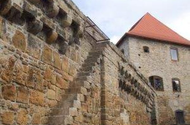 Un belgian care se declara "print de Transilvania", arestat in Portugalia