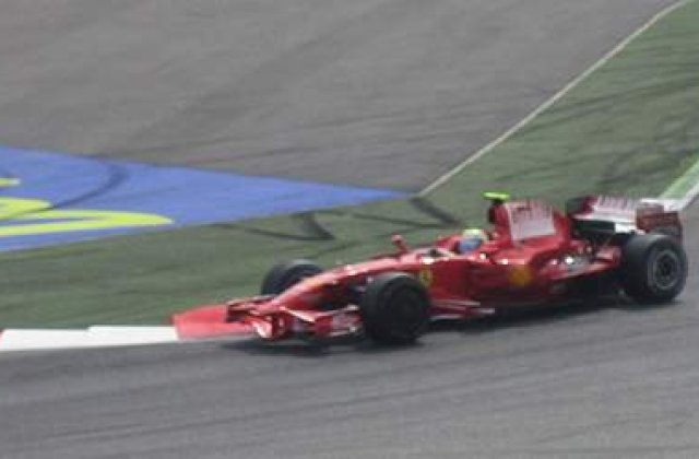 Alonso poate castiga 25 de milioane de euro pe an la Ferrari