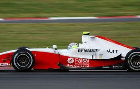 Pilotul F1 Roman Grosjean, prezent la roadshow-ul Renault din Bucuresti