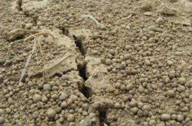 Seria de cutremure continua: Un seism de 7,6 grade s-a produs in Indonezia