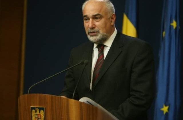 Varujan Vosganian renunta la proiectul legat de disponibilizari