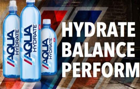 Mark Wahlberg si P. Diddy lanseaza o marca de apa plata