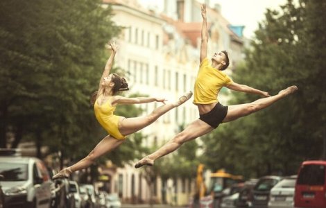 FOTO Lumea ca o scenă. Dansatorii care dau viață orașului