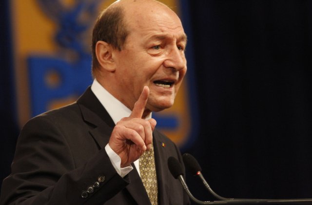 Băsescu, despre Firea: &bdquo;Ce josnic este să &icirc;ncerci a valorifica boala și moartea &icirc;n scop electoral&rdquo;