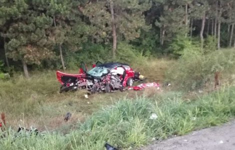 Accident grav pe Centura Craiovei: 2 adulți și o fetiță de 6 ani au murit