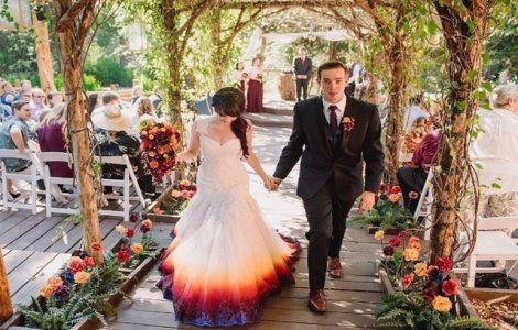 Rochie de mireasă personalizată, mai frumoasă decât ce găsești în magazine