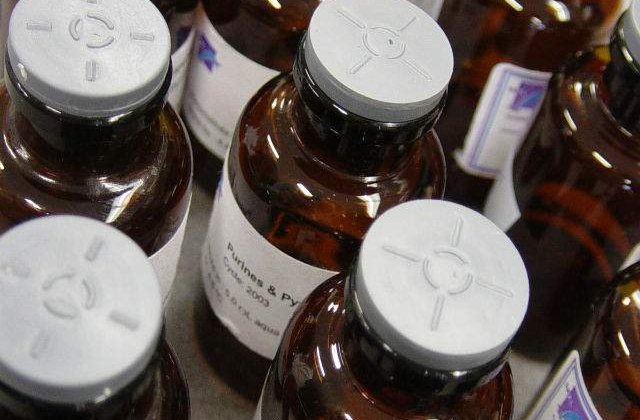 SUA: O fetita nascuta cu virusul HIV s-a vindecat complet