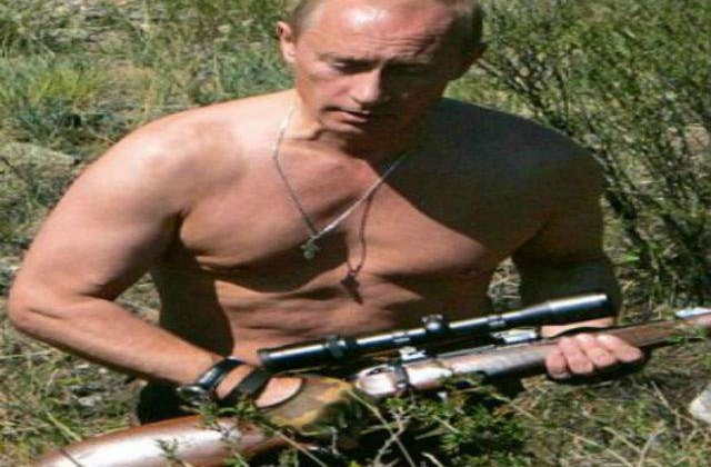 Putin ramane popular in randul rusilor