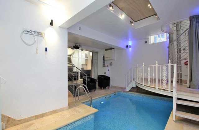 FOTO Cum arată un apartament de 1.5 milioane dolari din Londra. "Este un haos total"