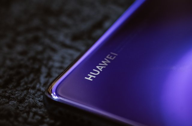 Android Authority dă verdictul: c&acirc;t de bun este Huawei P30 Pro la peste un an de la apariție