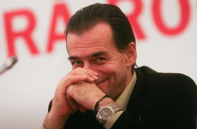 Tăriceanu continuă atacurile la adresa Guvernului: Nu poți cere purtarea măștii c&acirc;nd tu stai la petrecere