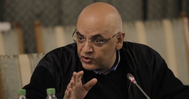 Arafat, despre „specialiștii” de pe internet: Au făcut medicina pe Facebook