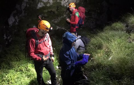 Turiști beți și neechipați, recuperați de salvamontiști de la cota 2.000