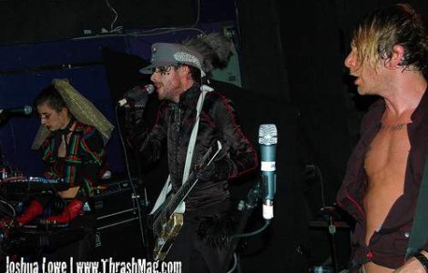 IAMX vor lansa o pagina de internet cu remixuri ale pieselor