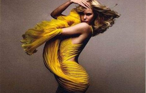 Un seic arab ar putea cumpara casa de moda Christian Lacroix, intrata in insolventa