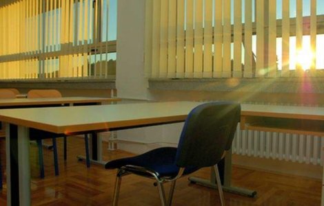 Deputatii au aprobat revenirea clasei a IX-a la liceu