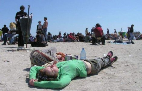 Guvernul ne trimite in vacanta! 2 si 3 mai, zile libere