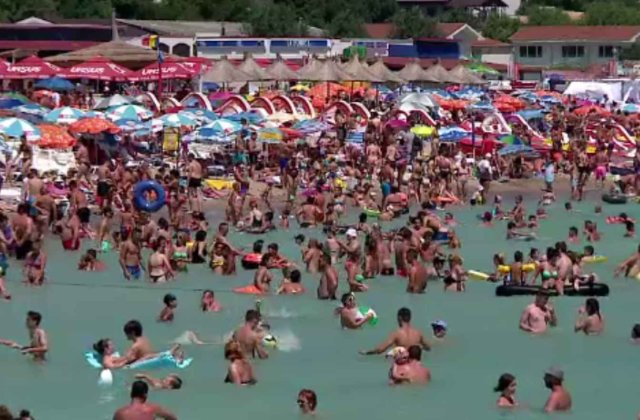 Culmea pandemiei: în Constanța sunt mai mulți turiști decât anul trecut